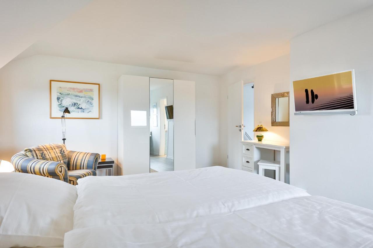 Westcoast Apartment
